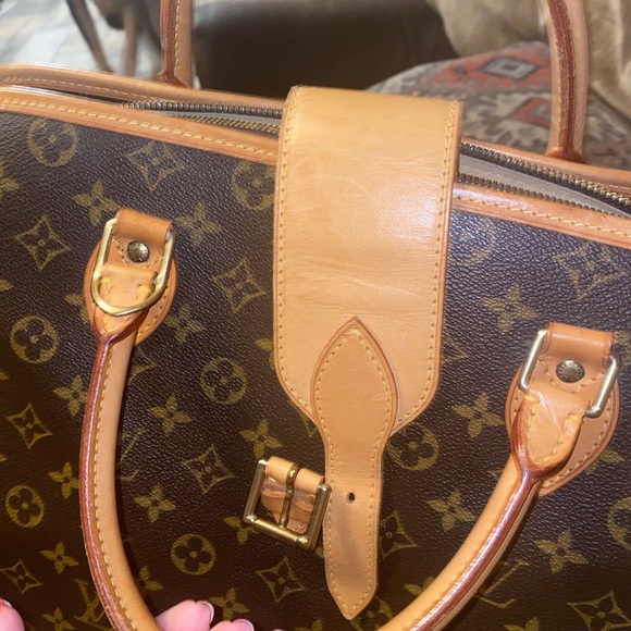 Louis Vuitton briefcase style bag in great condition - Picture 4 of 14